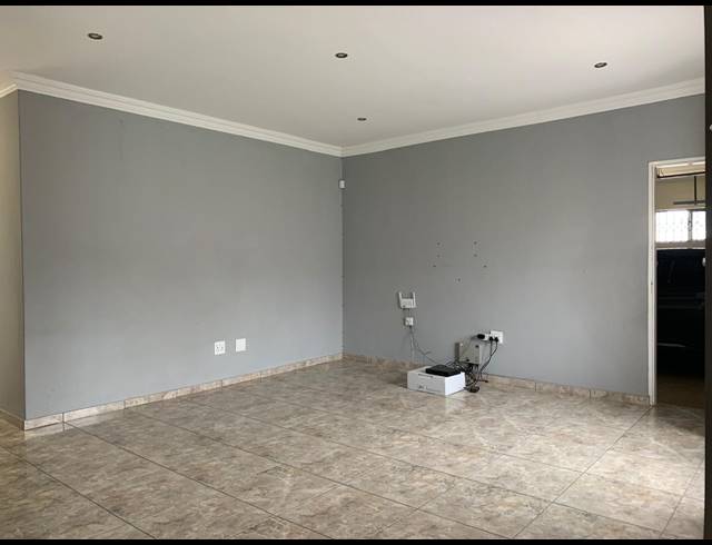 3 BEDROOM HOUSE FOR SALE IN BERGSIG